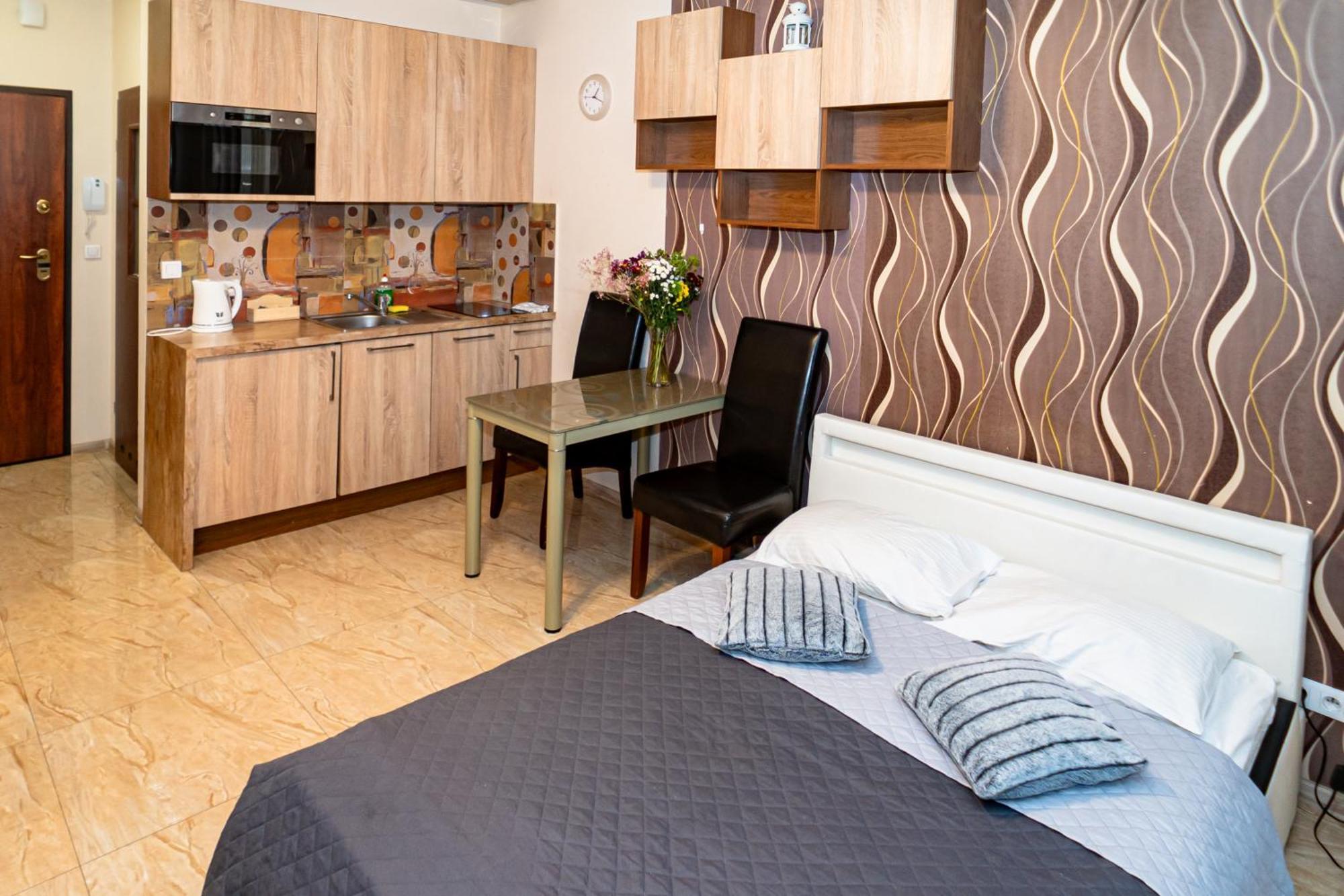 Triton Apartments Varsavia Esterno foto