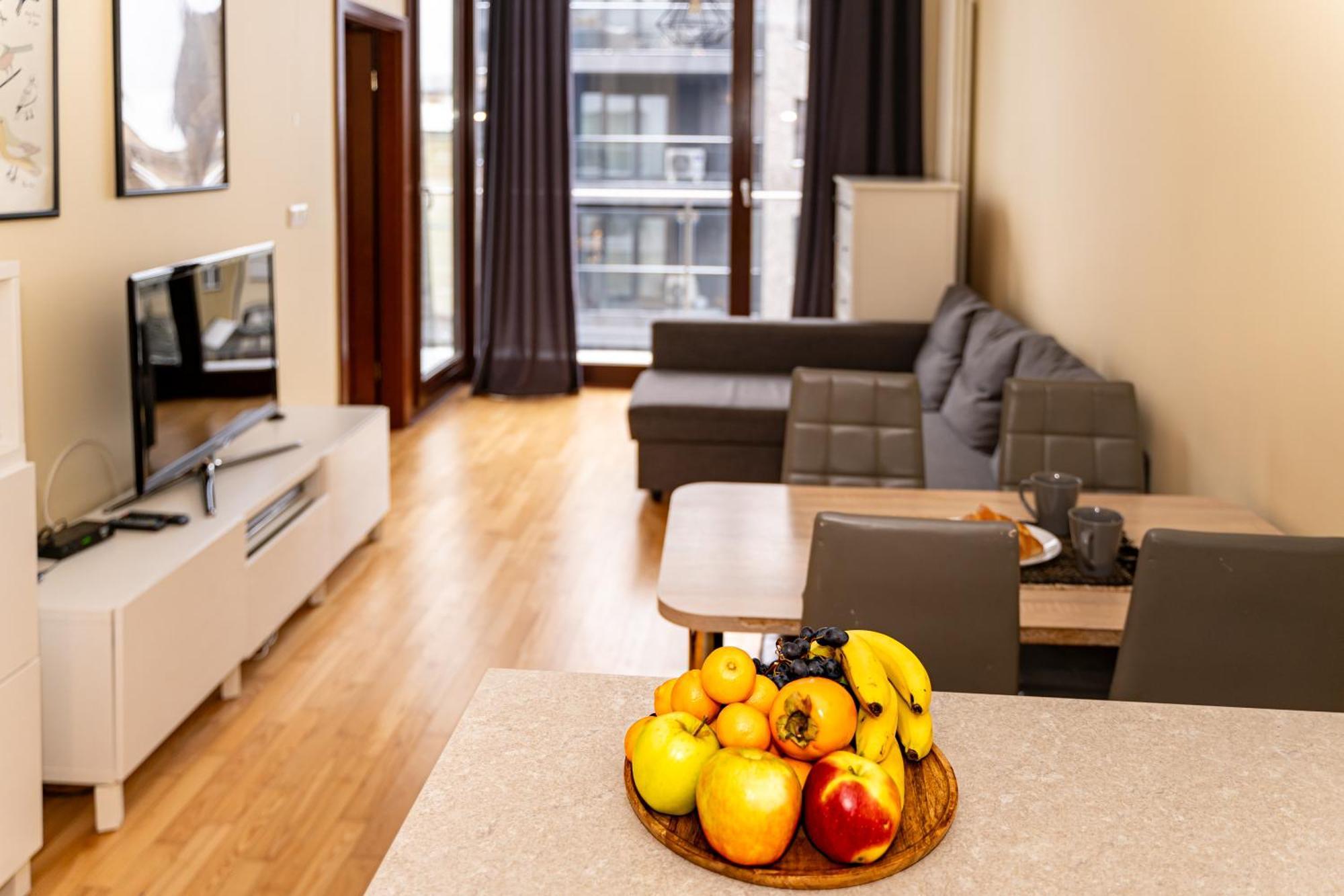 Triton Apartments Varsavia Esterno foto