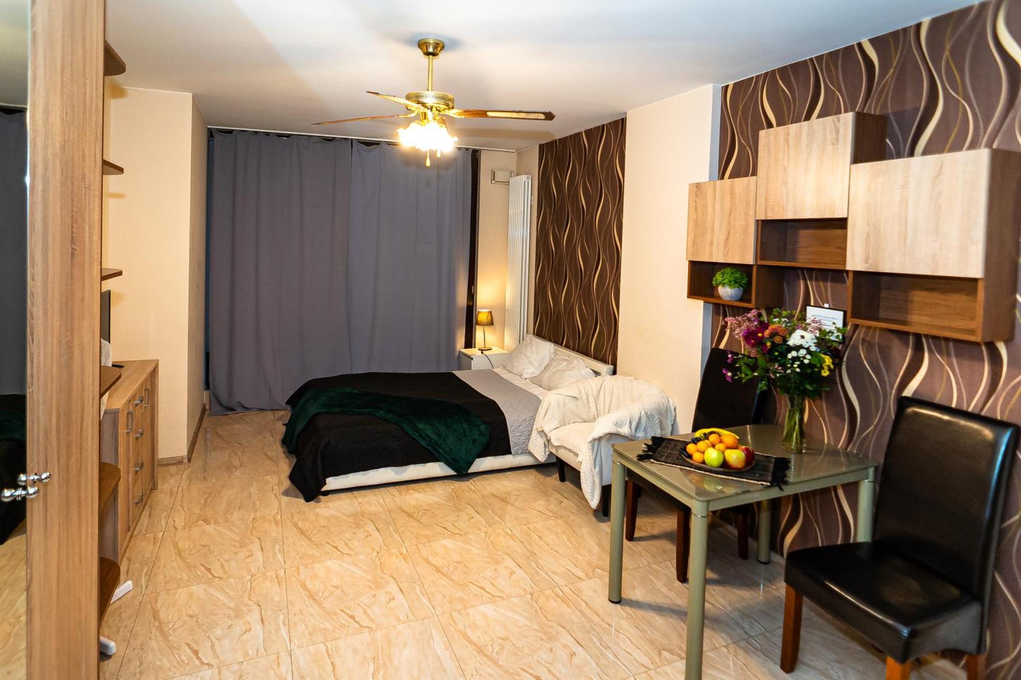 Triton Apartments Varsavia Esterno foto